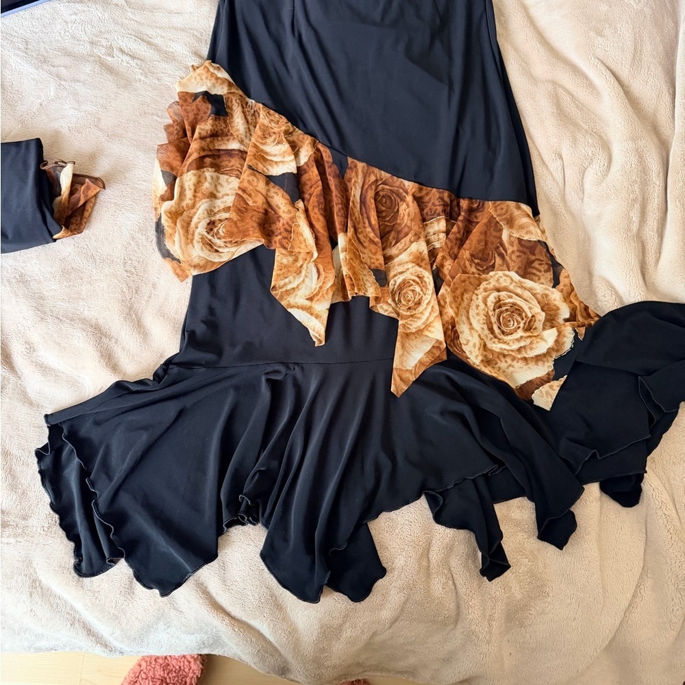 Black and Brown Floral Ruffle Women's Top and skirt size large - Picture 7 of 11